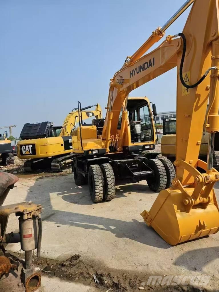 Hyundai HW 150 Kolová rýpadla