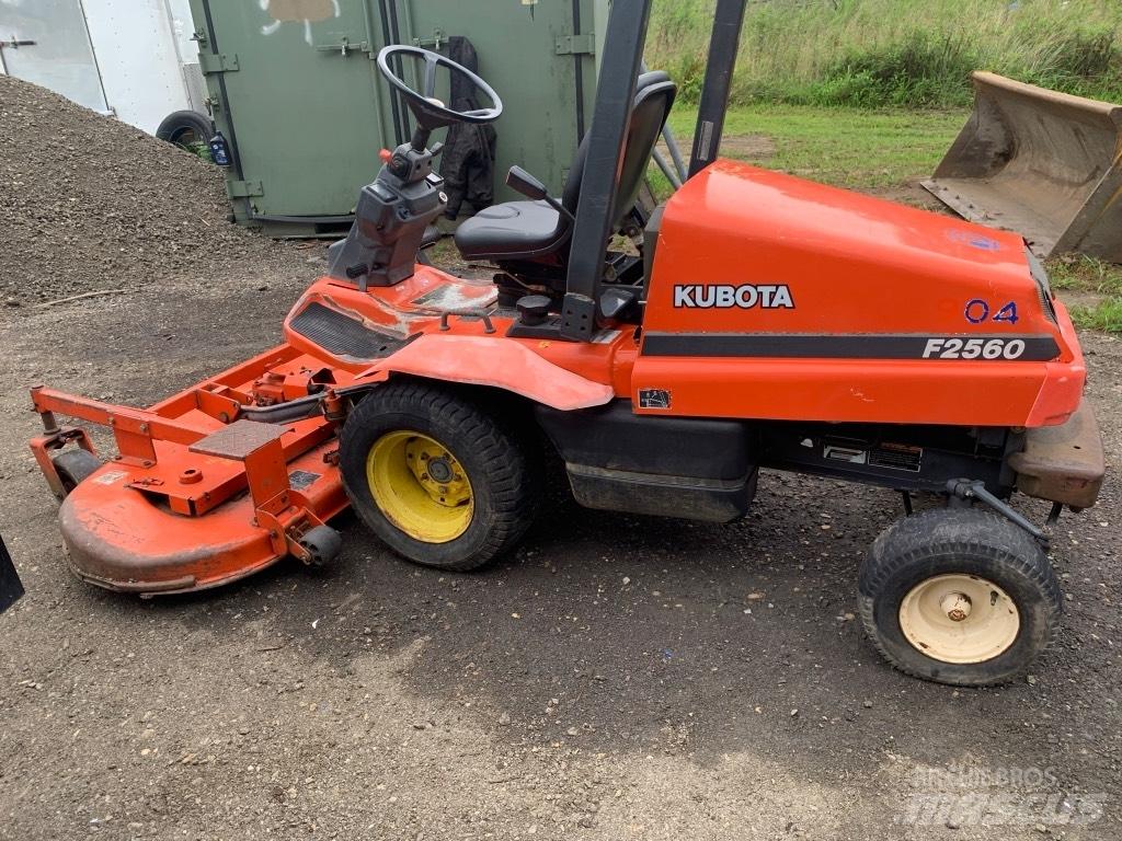 Kubota F 2560 Stavebnictví - ostatní