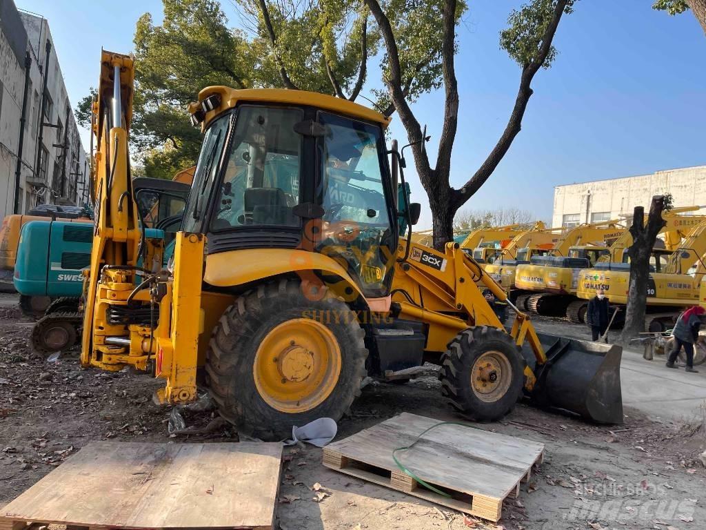 JCB 3 CX Rýpadlo-nakladače
