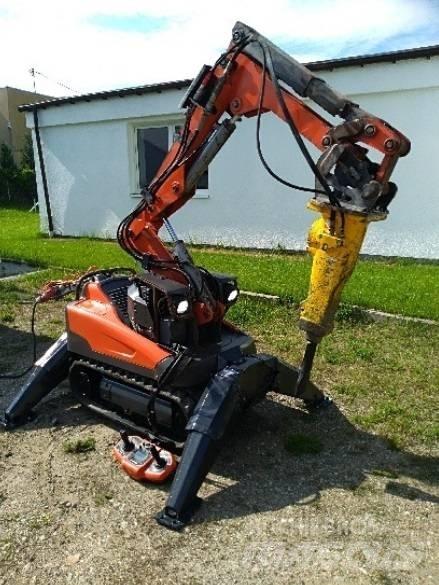 Husqvarna DXR140 Mini rýpadla < 7t