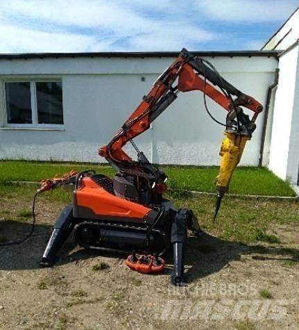 Husqvarna DXR140 Mini rýpadla < 7t