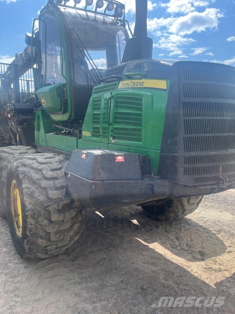 John Deere 1510 G Vyvážecí traktory