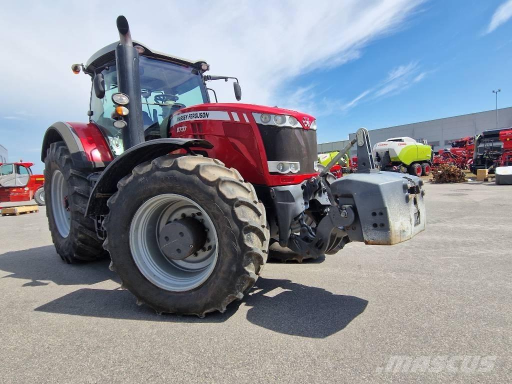 Massey Ferguson 8737 Traktory