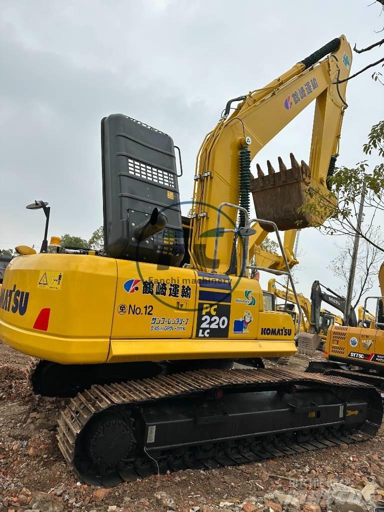 Komatsu PC 220 LC Pásová rýpadla