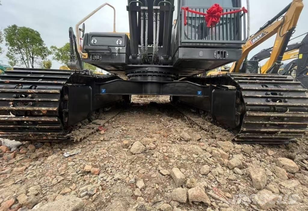 Volvo EC 210 Pásová rýpadla