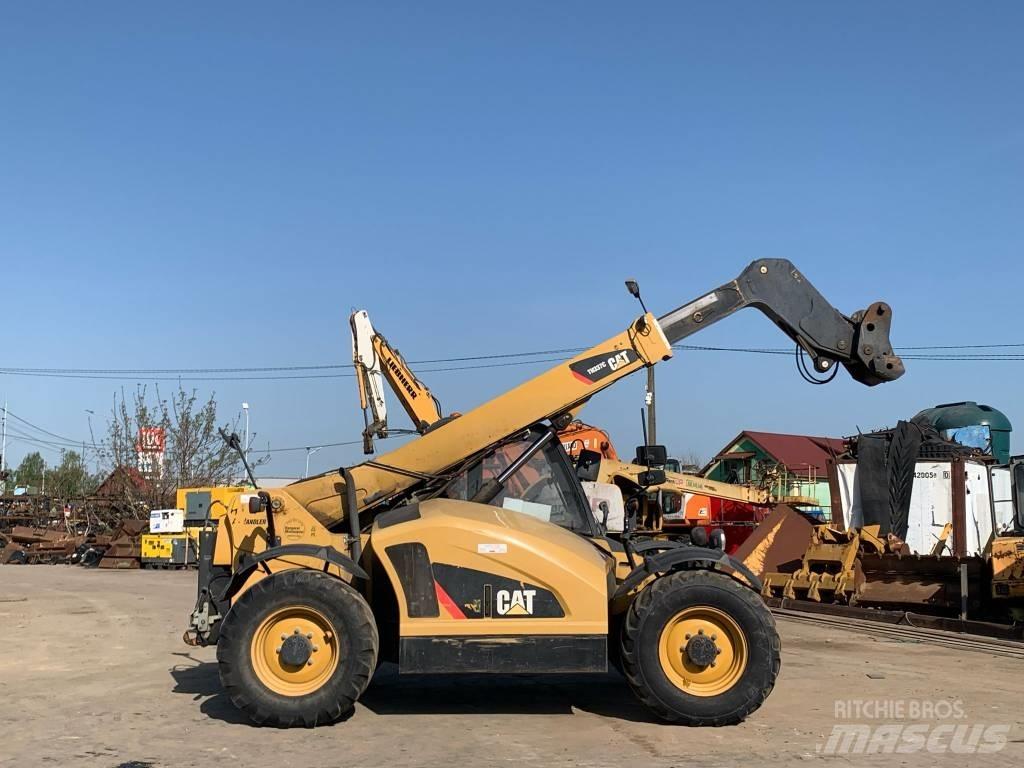 CAT TH 337C Teleskopické nakladače pro zemědělství