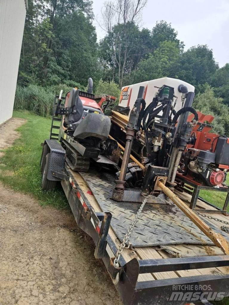 Ditch Witch jt10 Horizontální vrtací zařízení