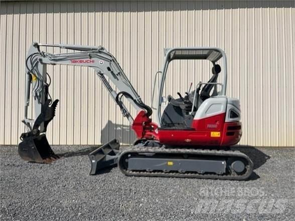 Takeuchi TB260 Pásová rýpadla
