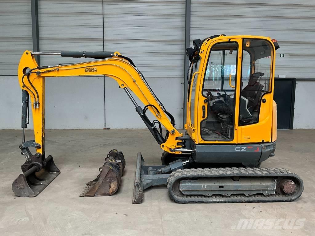 Neuson EZ 38 Mini rýpadla < 7t