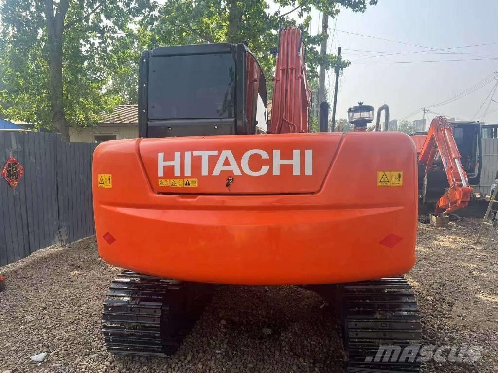 Hitachi ZX 70 Midi rýpadla 7t - 12t