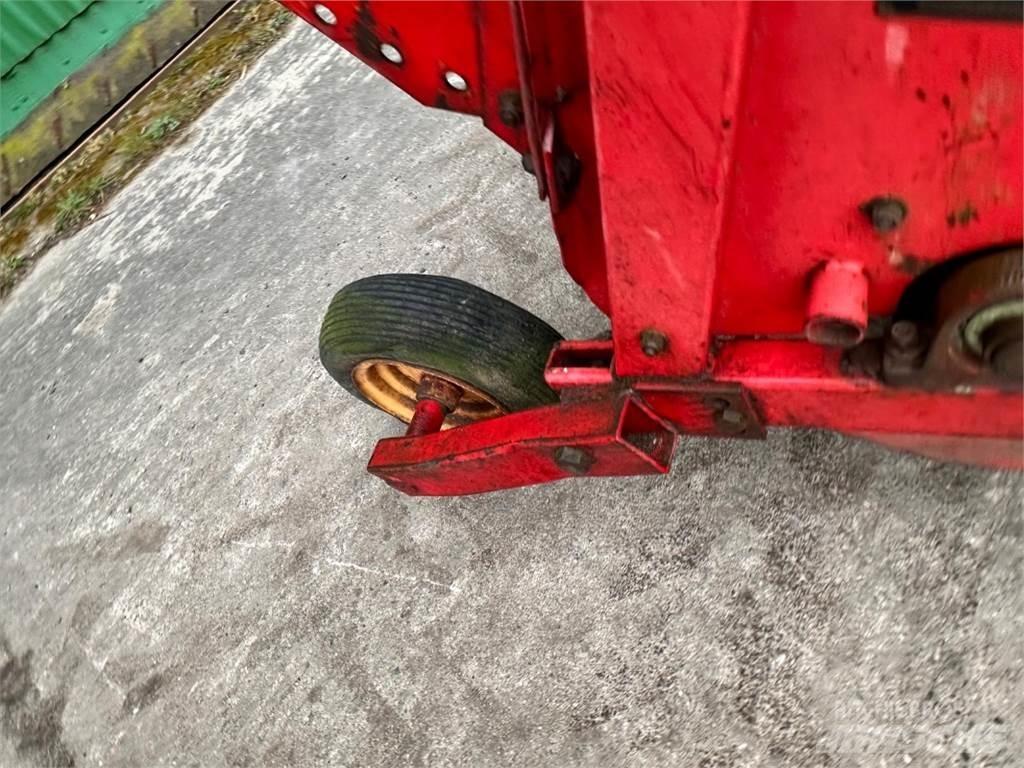 Taarup SKT 1500 Žací stroje