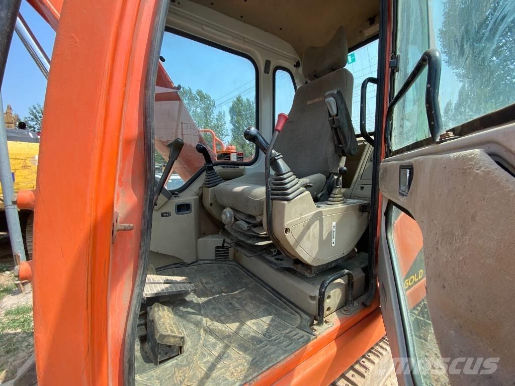 Doosan DH80 Pásová rýpadla