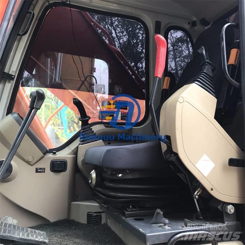 Doosan DH225LC-7 Pásová rýpadla