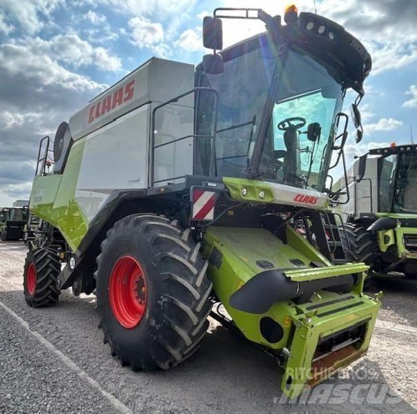 CLAAS TRION 530 Sklízecí mlátičky