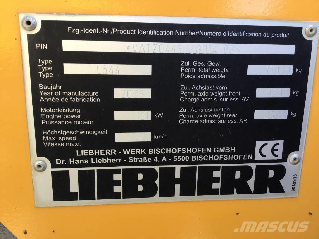 Liebherr L 544 Kolové nakladače