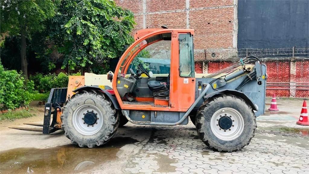 JLG 3508 Teleskopické manipulátory