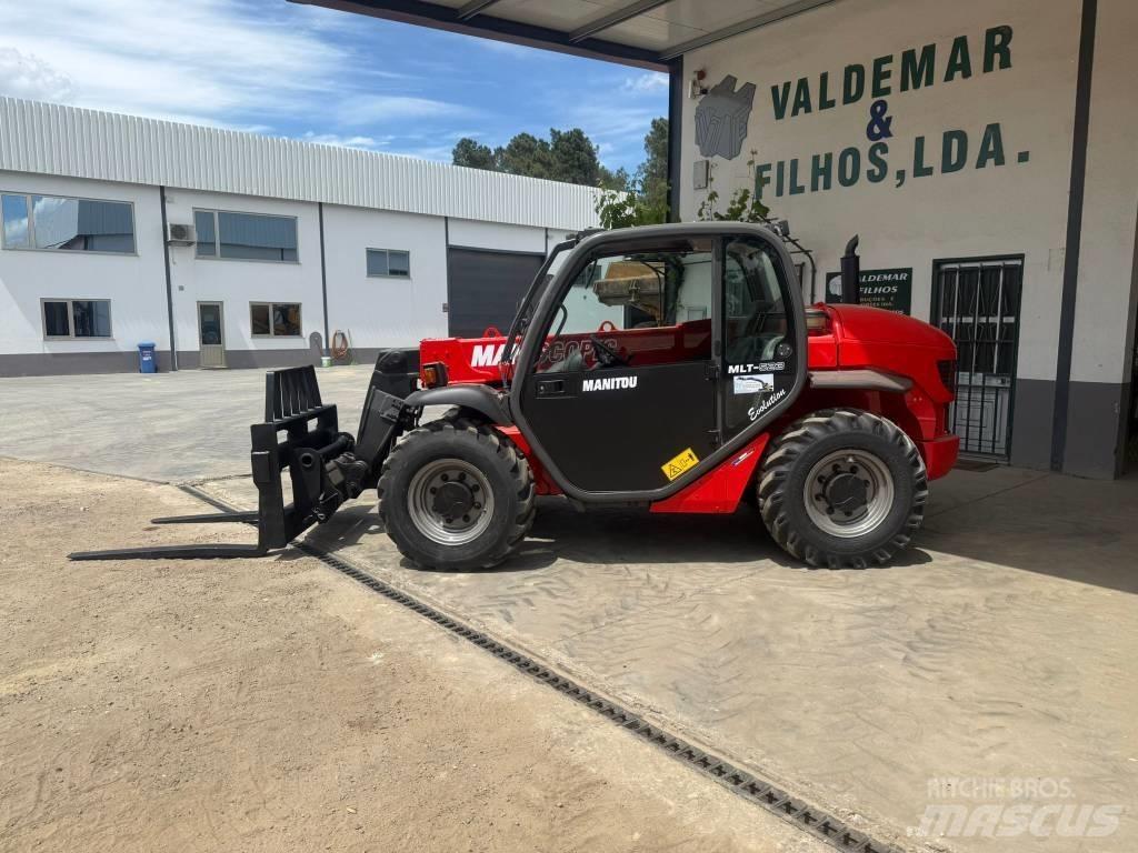 Manitou MT 523 Teleskopické manipulátory