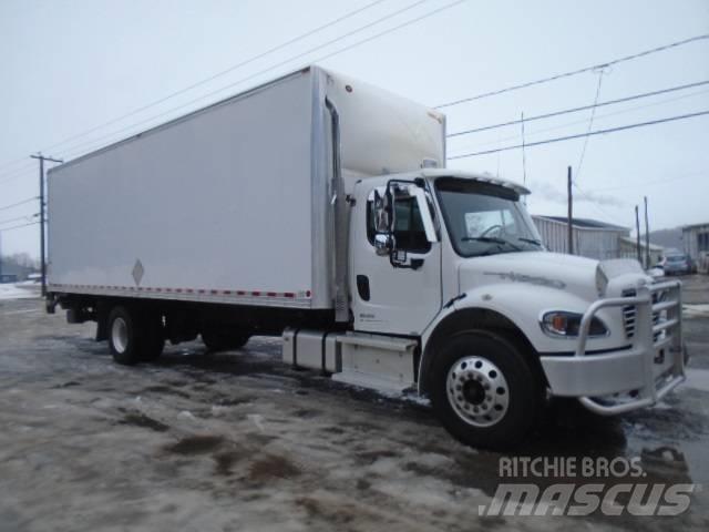 Freightliner M2 106 Skříňová nástavba