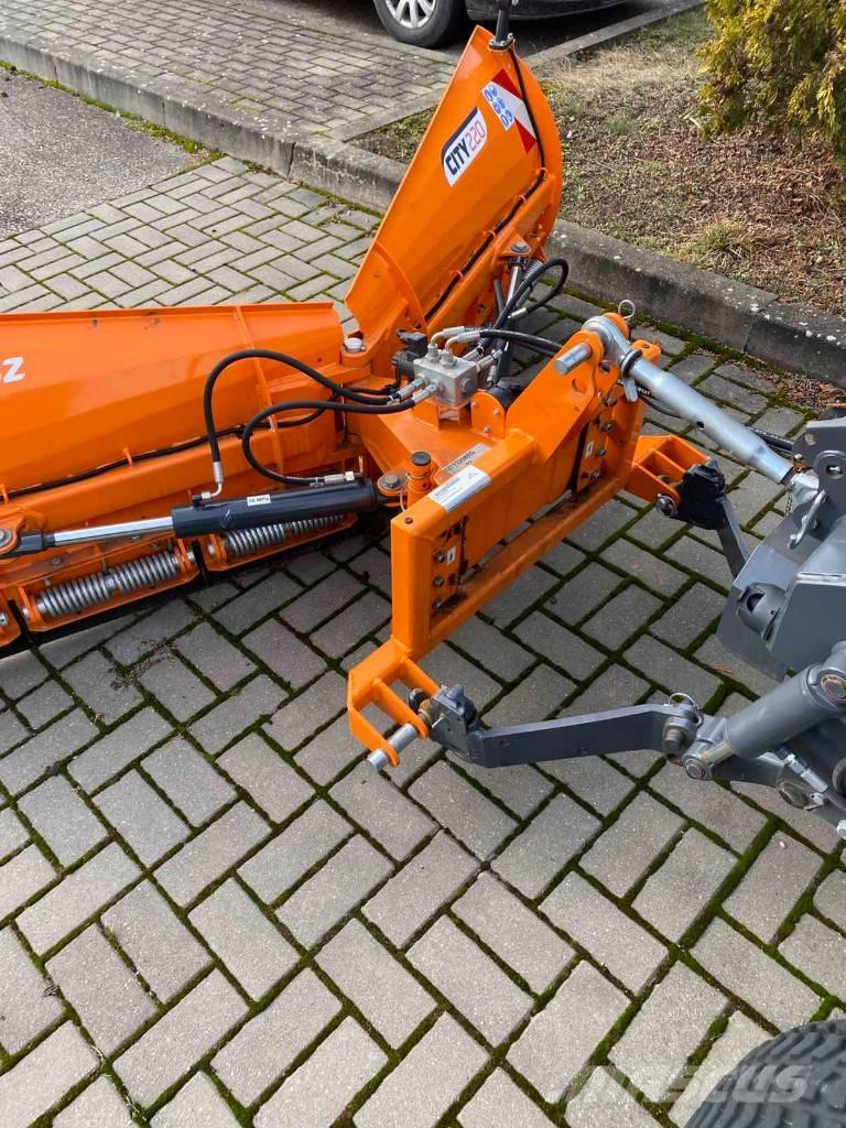 Kubota L2-622 Kompaktní traktory