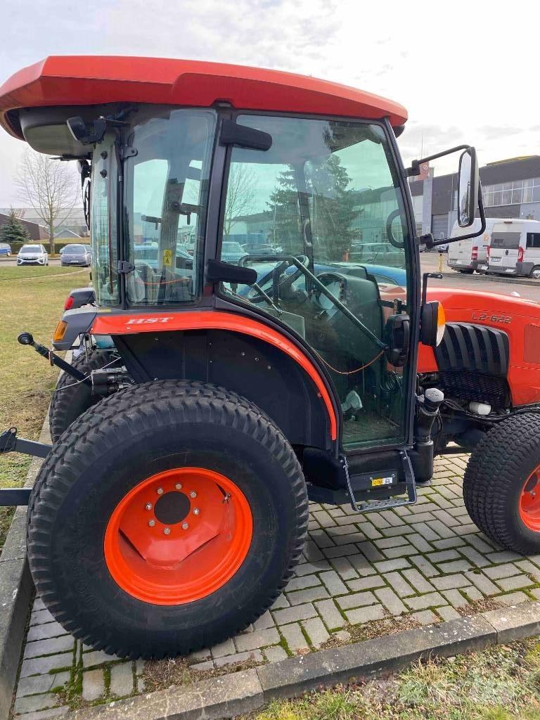 Kubota L2-622 Kompaktní traktory