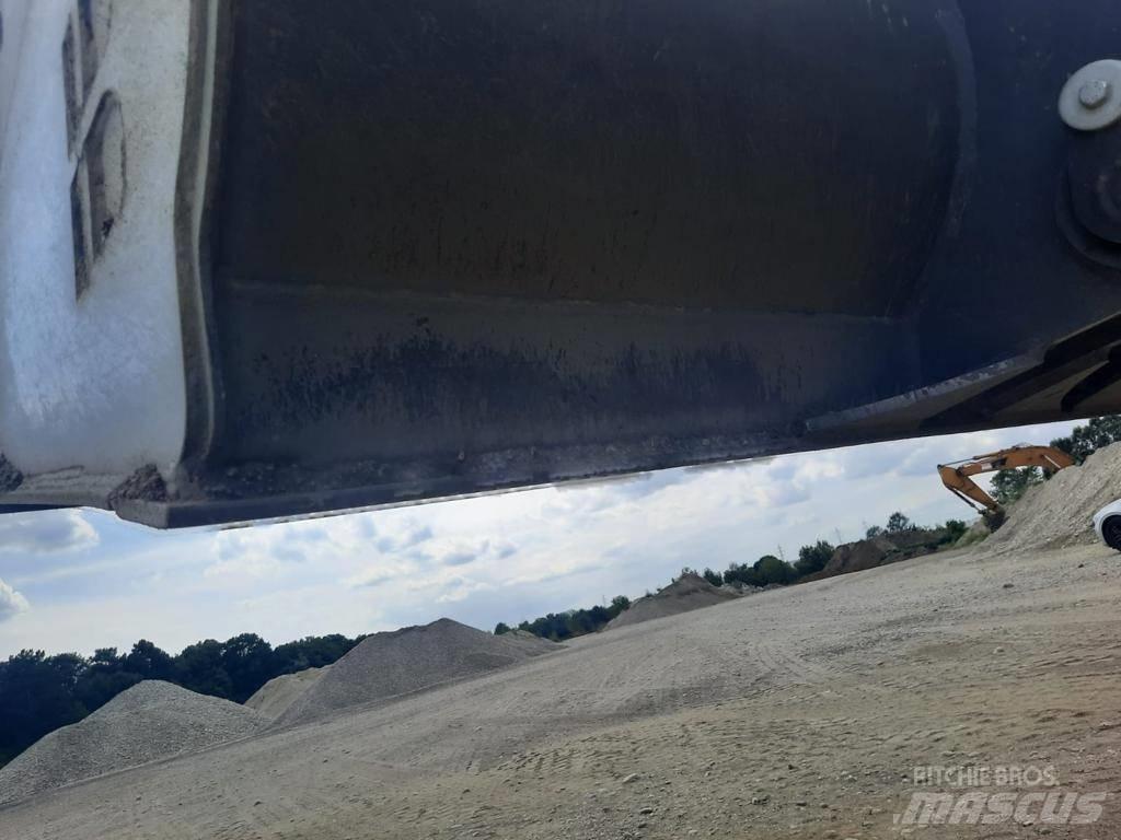 Doosan DL420-7 Kolové nakladače