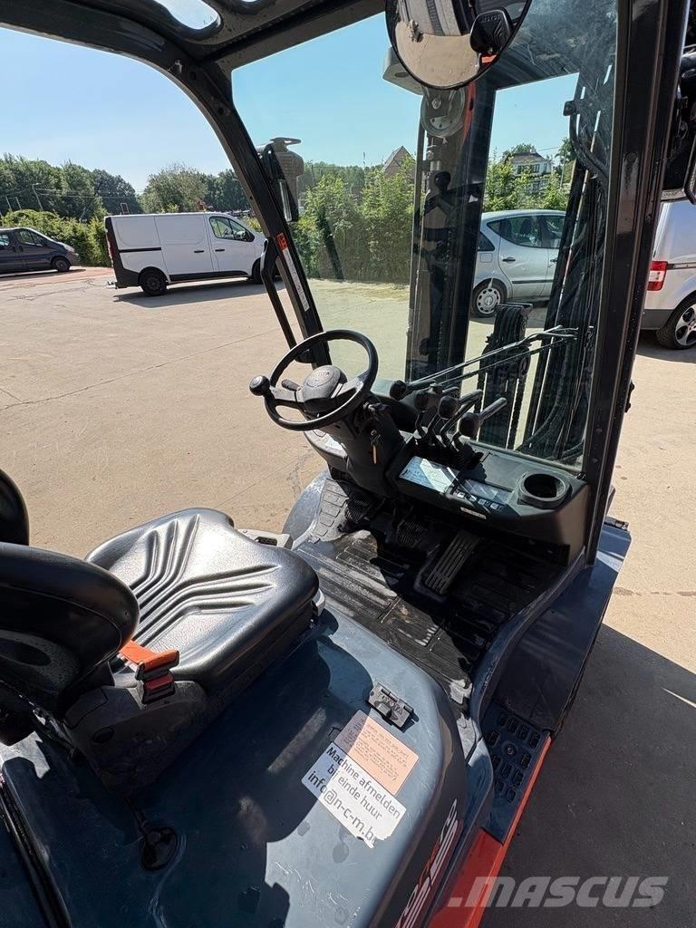 Toyota 8 FDF 25 Dieselové vozíky