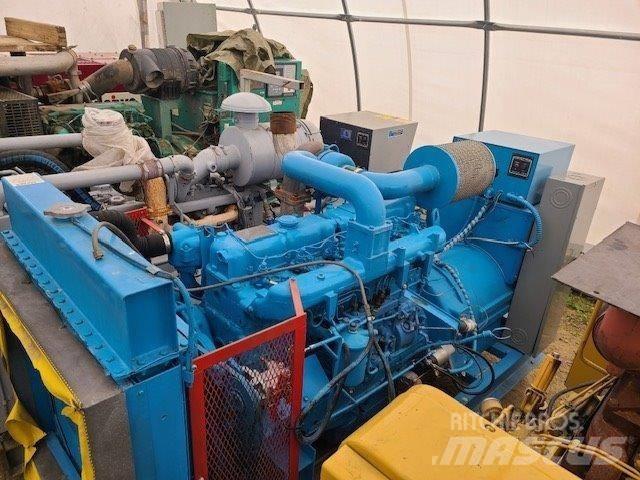 Nissan 6 cyl Naftové generátory