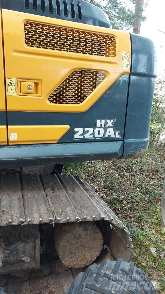 Hyundai HX220AL Pásová rýpadla