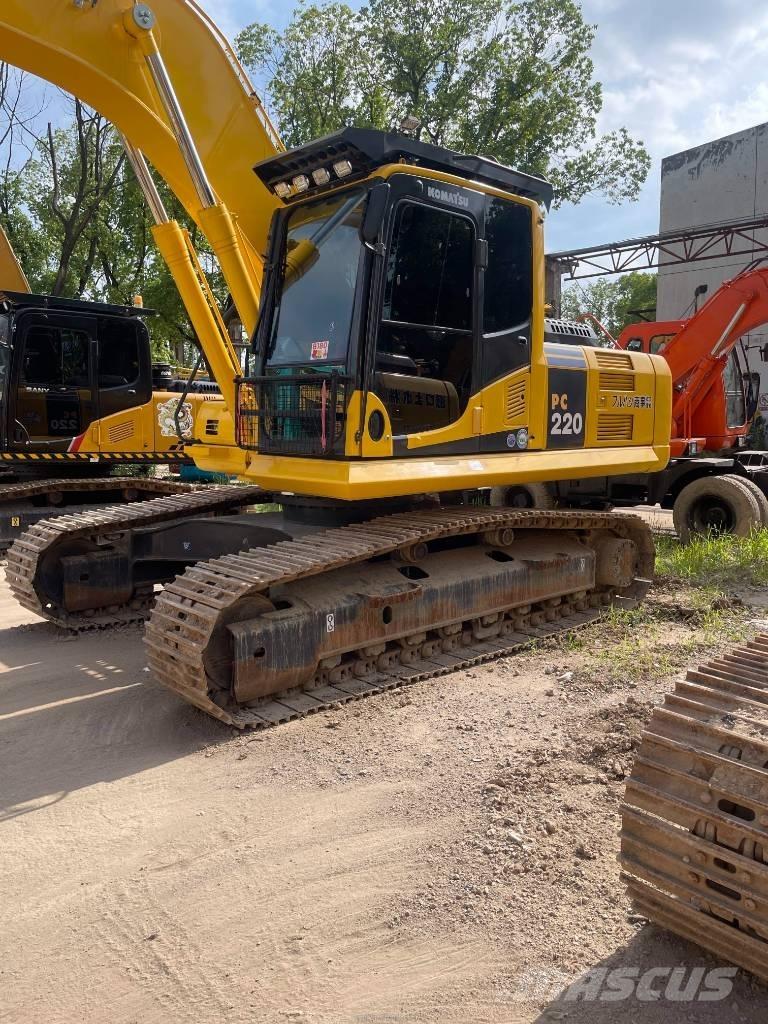 Komatsu pc220-8 Pásová rýpadla