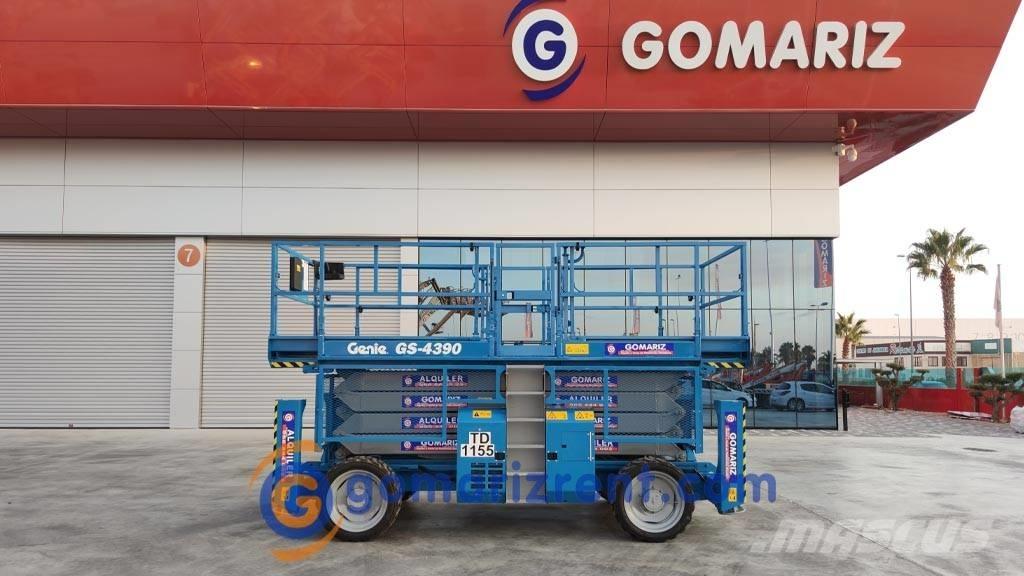 Genie GS 4390 Nůžková zvedací plošina