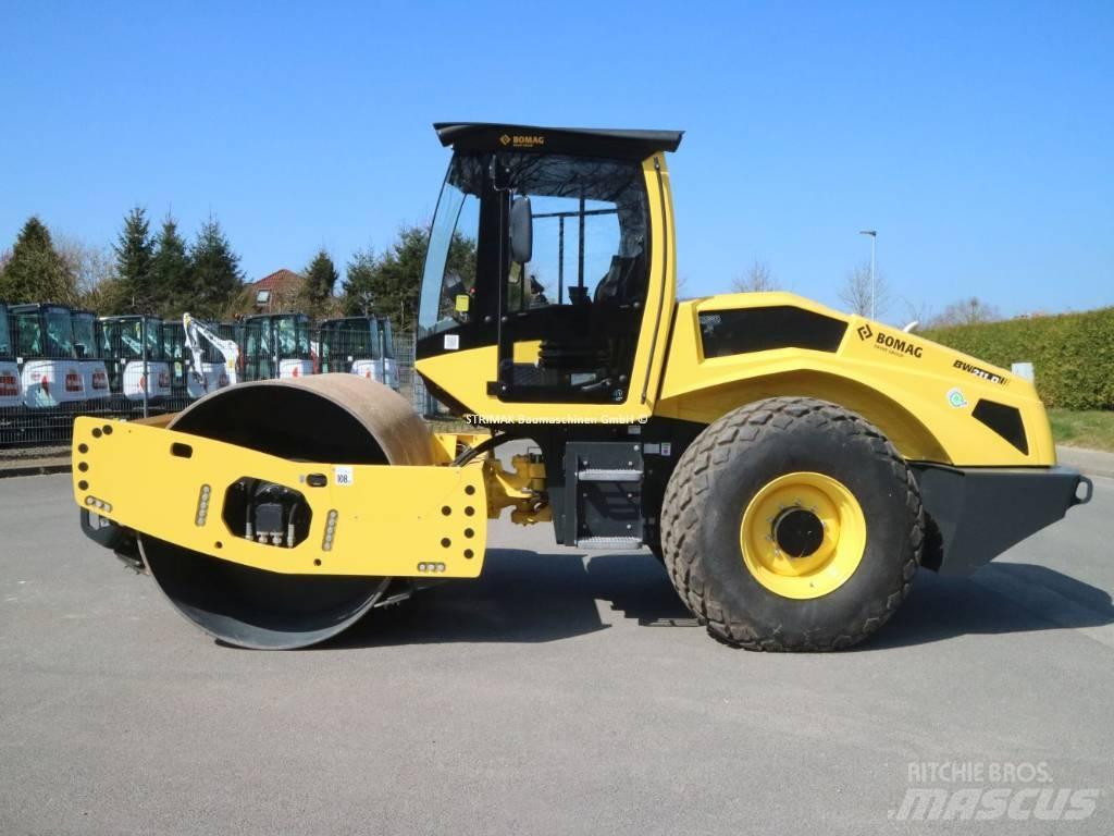 Bomag BW 211 D-50 Tahačové válce