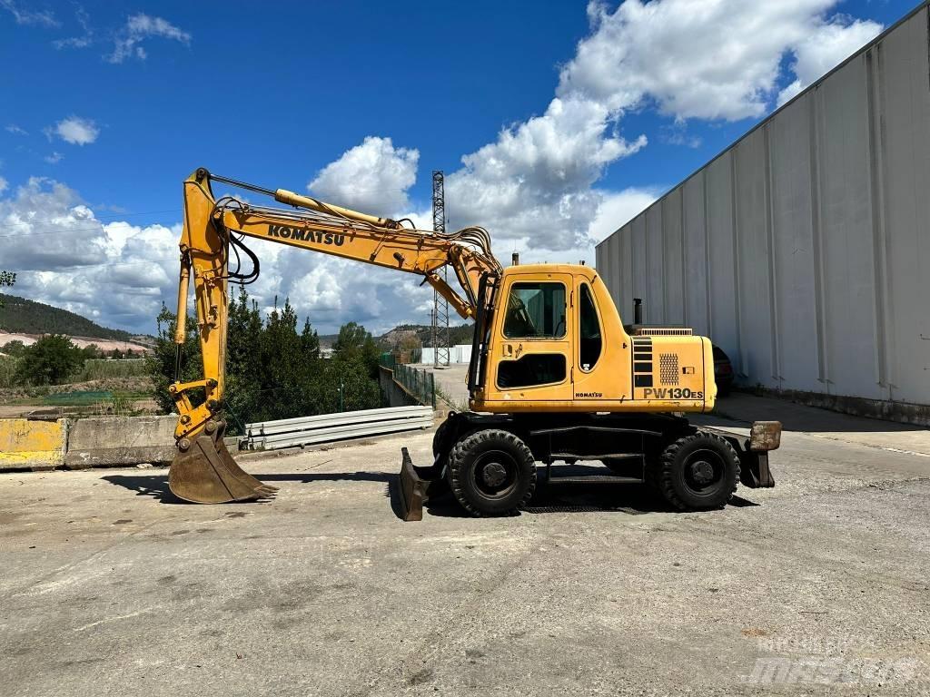 Komatsu PW130 ES-6K Kolová rýpadla