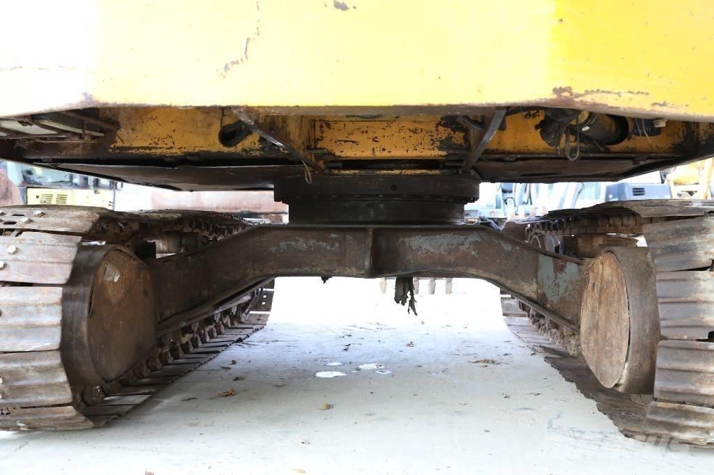 Kato HD 250 V II Pásová rýpadla