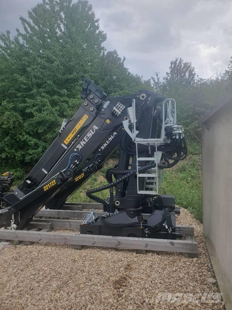 Kesla 2217ZT Jeřáby/Nakladače