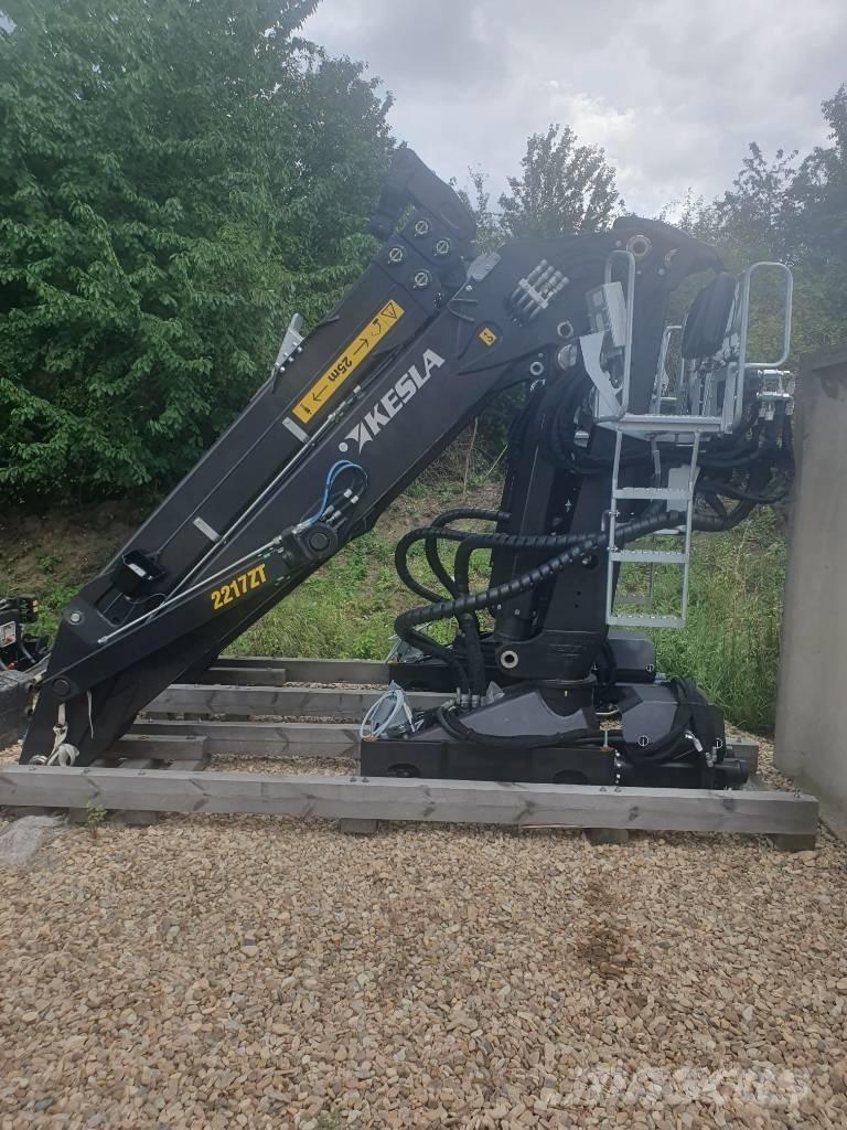 Kesla 2217ZT Jeřáby/Nakladače