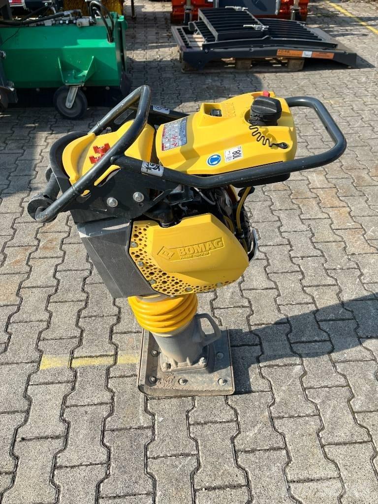 Bomag BT 65 Vibrační pěchy