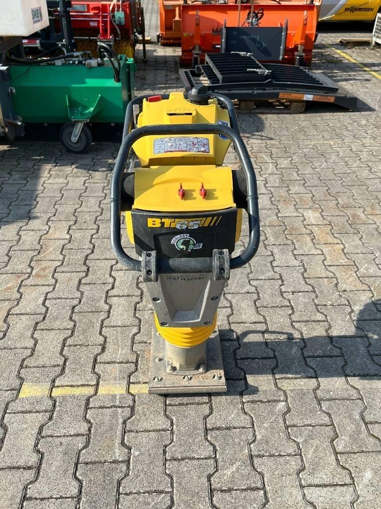 Bomag BT 65 Vibrační pěchy
