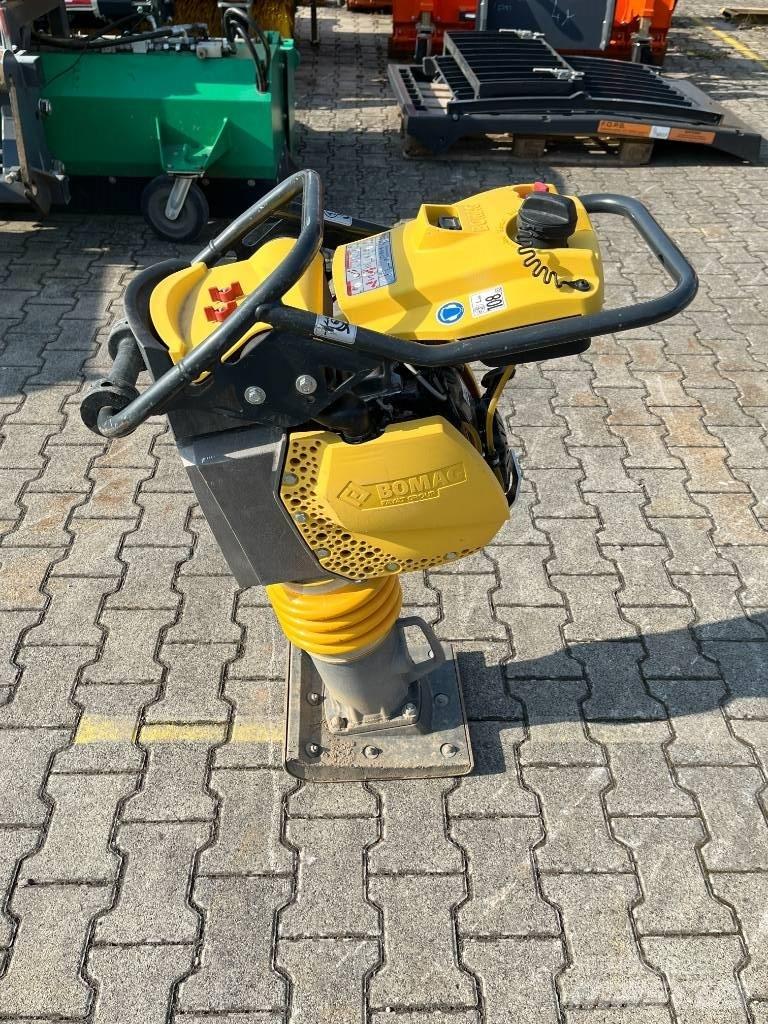Bomag BT 65 Vibrační pěchy