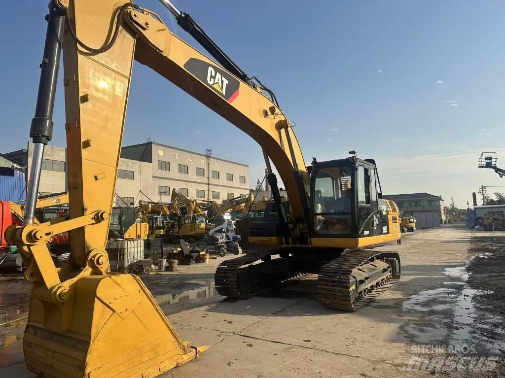 CAT 325 D L Pásová rýpadla