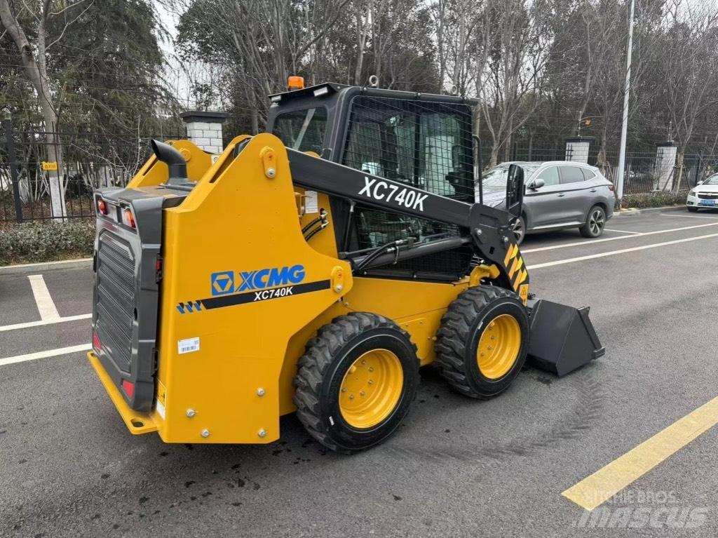 XCMG XC740K Smykem řízené nakladače