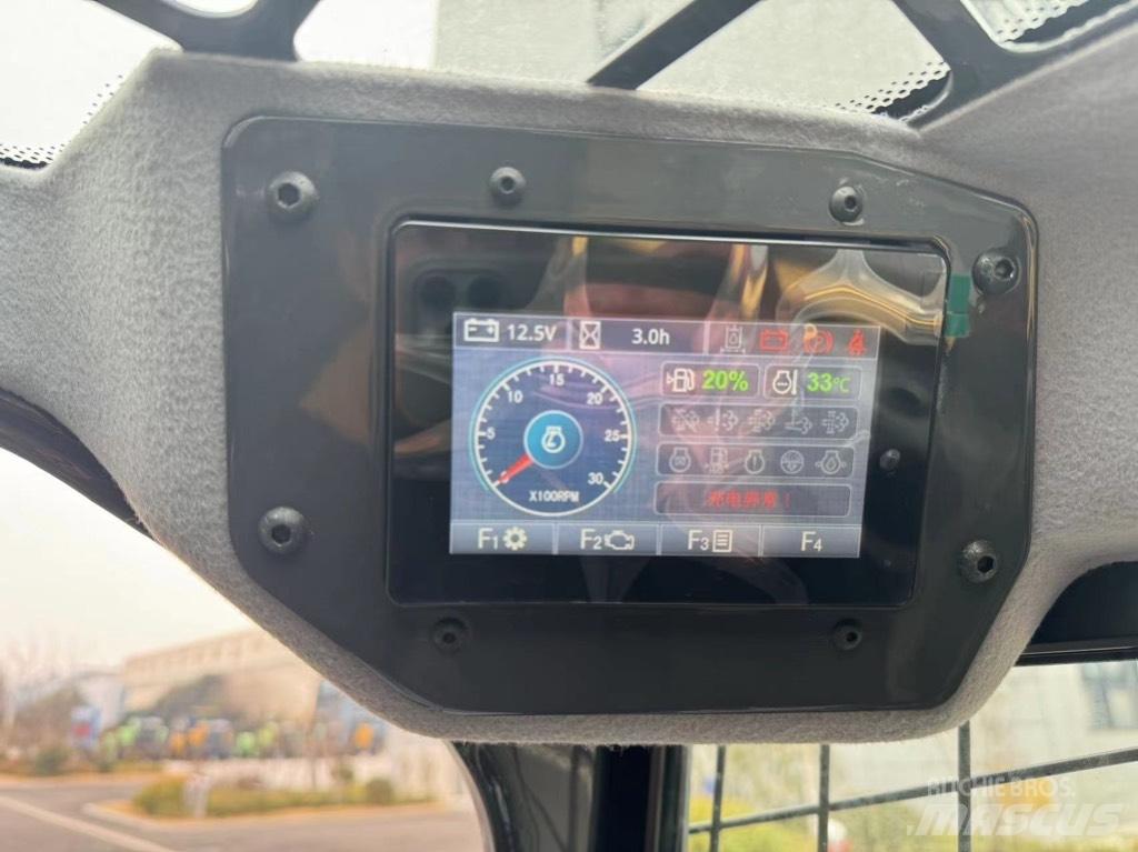 XCMG XC740K Smykem řízené nakladače