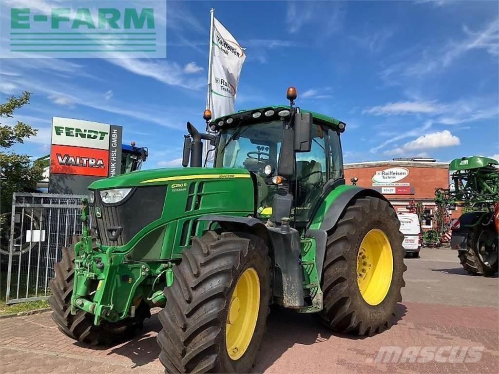 John Deere 6250 r Traktory