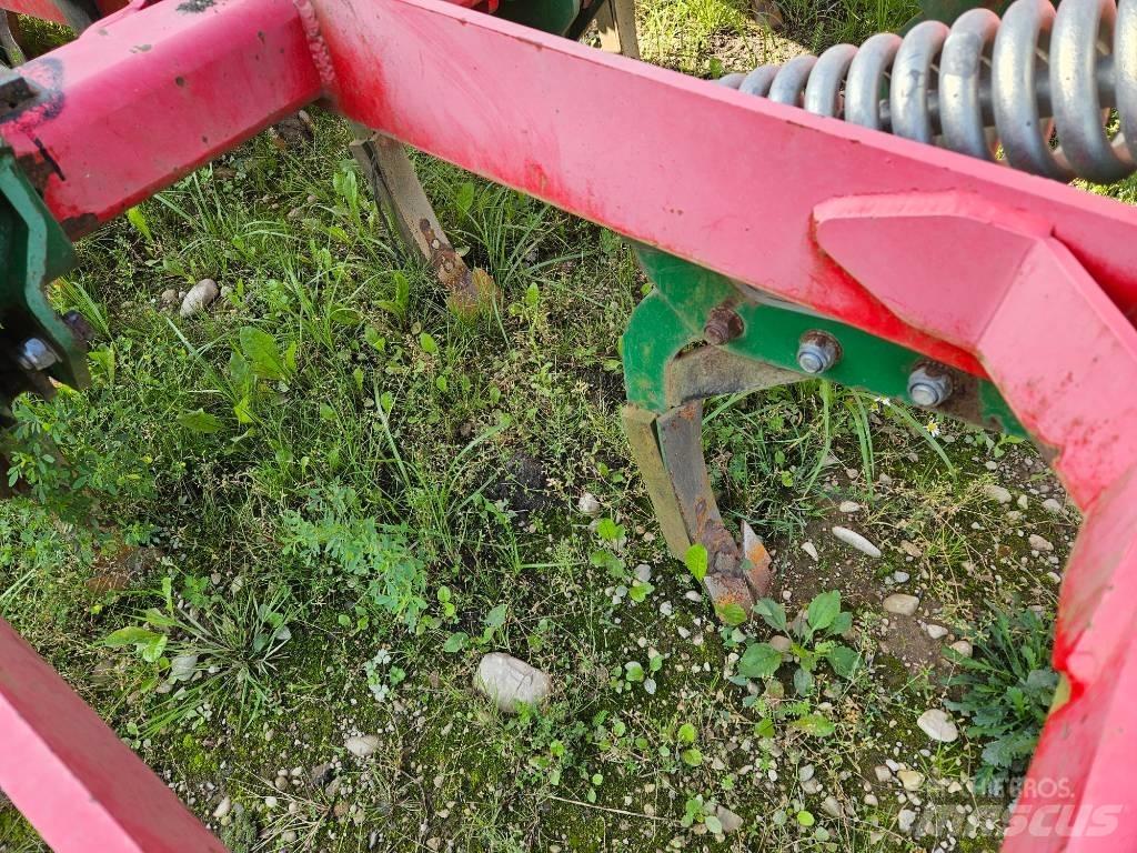 Unia Cross L 300 Hloubkové kypřiče