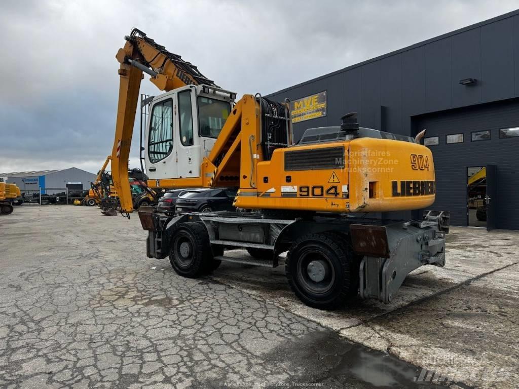 Liebherr A 904 C Kolová rýpadla