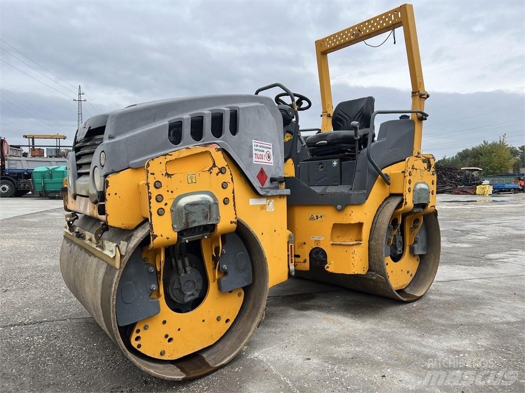 Hamm HD 14 VV Tandemové válce