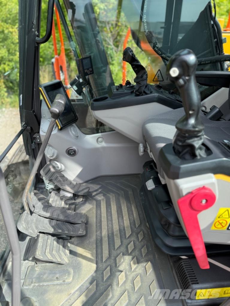 Volvo EC 220 EL Pásová rýpadla