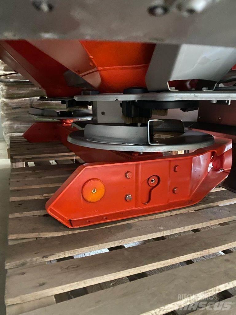 Kuhn Axis 40.1 W Rozmetadlo minerálních hnojiv