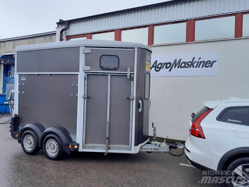 Ifor Williams HB 506 Přívěsy pro přepravu zvířat
