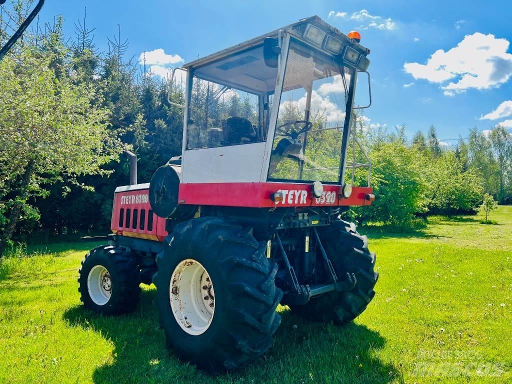 Steyr 8320 Sklízecí řezačka