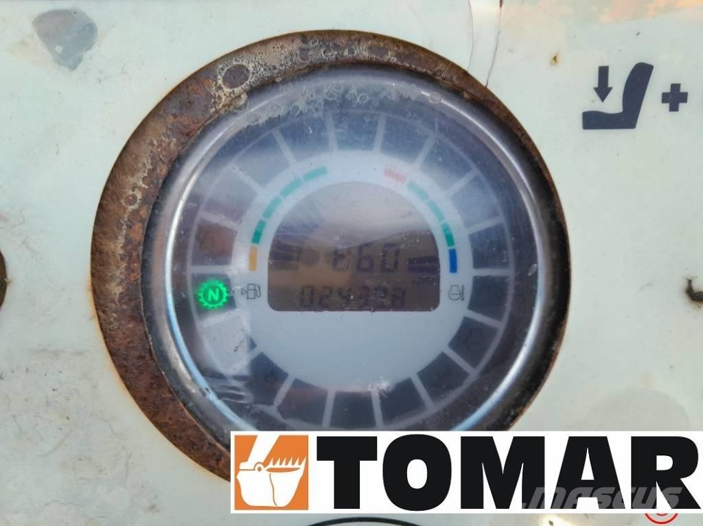 JCB 6 TST Vyklápěcí dempry